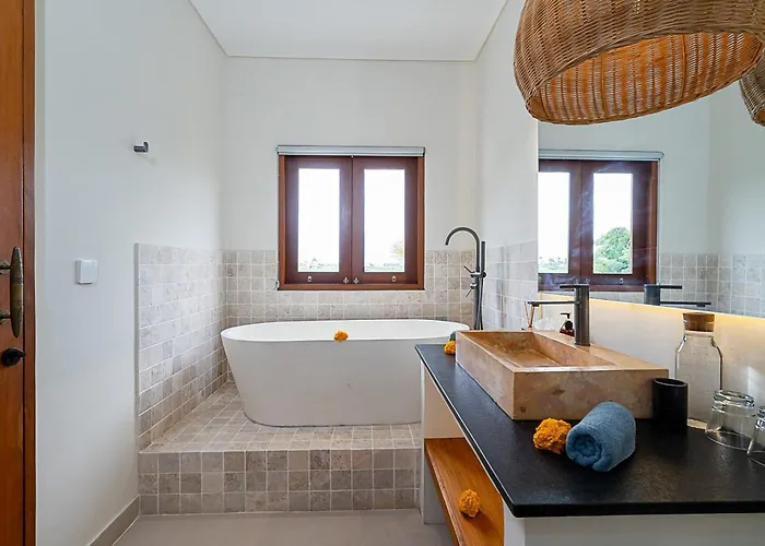 Solaluna - Luxury 3br With Pool Near Nyanyi & Luna Club Cemagi