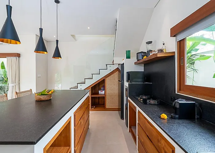 Solaluna - Luxury 3br With Pool Near Nyanyi & Luna Club *