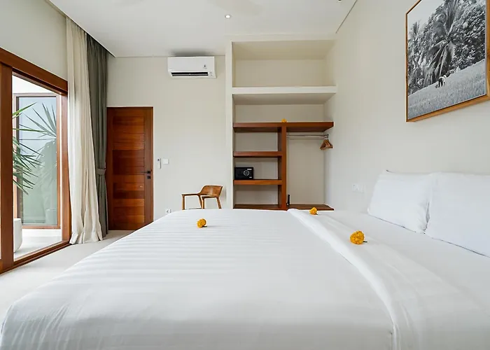 Solaluna - Luxury 3br With Pool Near Nyanyi & Luna Club بيت للعطل Cemagi